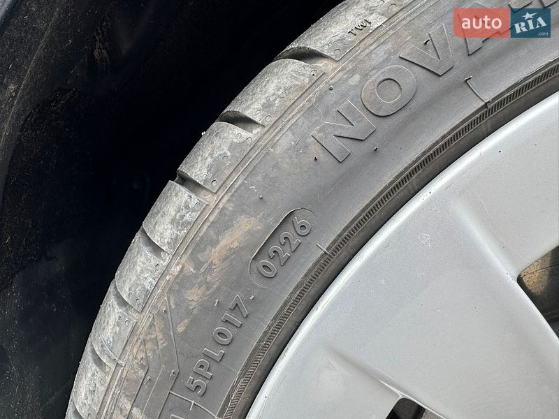 Седан Tesla Model 3 2021 в Василькове
