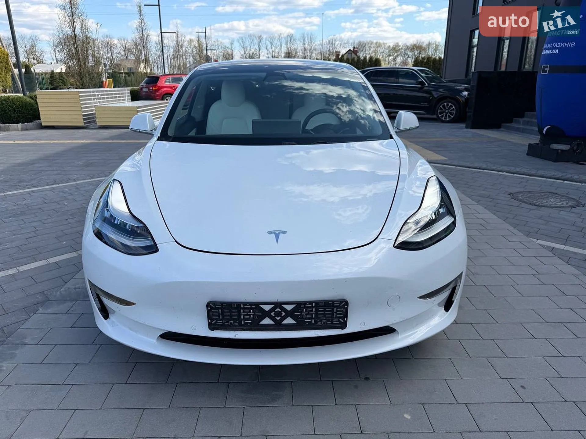 2020 Tesla Model 3 - фото 1