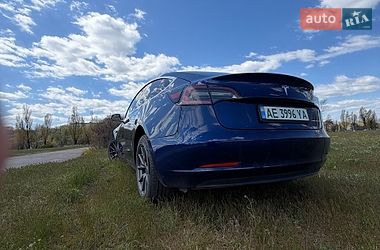 Седан Tesla Model 3 2018 в Каменском