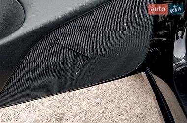 Седан Tesla Model 3 2020 в Львове