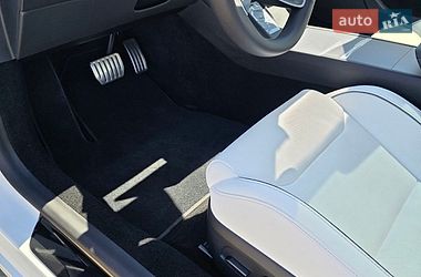 Седан Tesla Model 3 2025 в Одессе