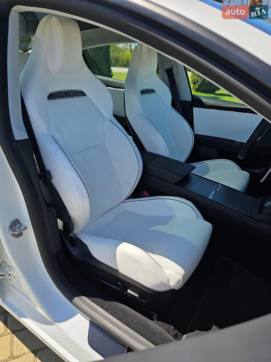 2025 Tesla Model 3 - мініатюра 29