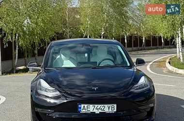 Седан Tesla Model 3 2019 в Днепре