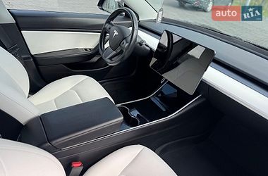 Седан Tesla Model 3 2019 в Днепре