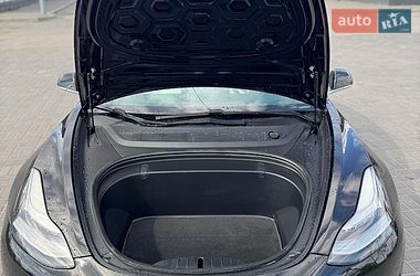 Седан Tesla Model 3 2019 в Днепре
