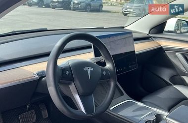 Седан Tesla Model 3 2021 в Львове