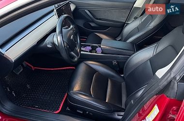 Седан Tesla Model 3 2018 в Тернополе