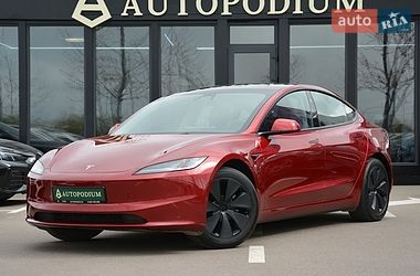 Седан Tesla Model 3 2024 в Киеве