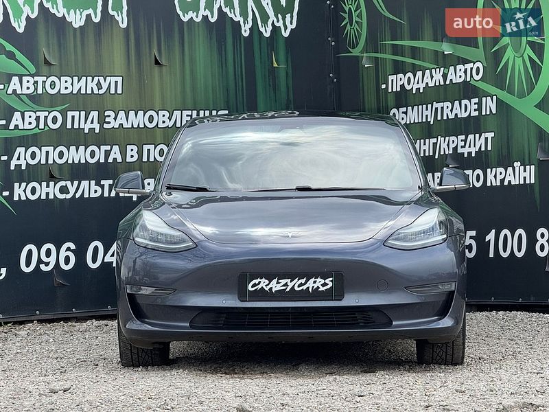 Седан Tesla Model 3 2019 в Харкові