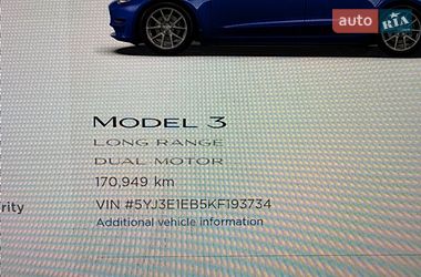 Седан Tesla Model 3 2019 в Киеве