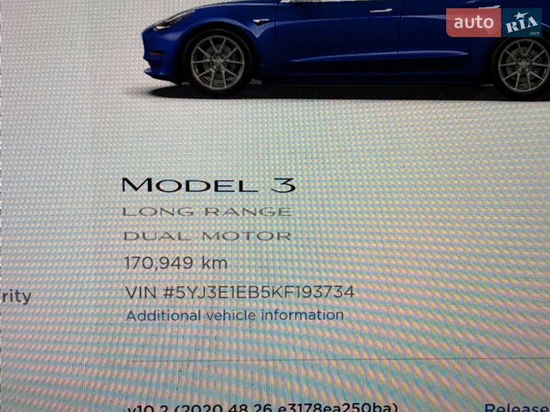 Седан Tesla Model 3 2019 в Киеве