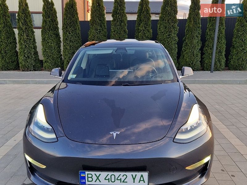 Седан Tesla Model 3 2019 в Каменец-Подольском
