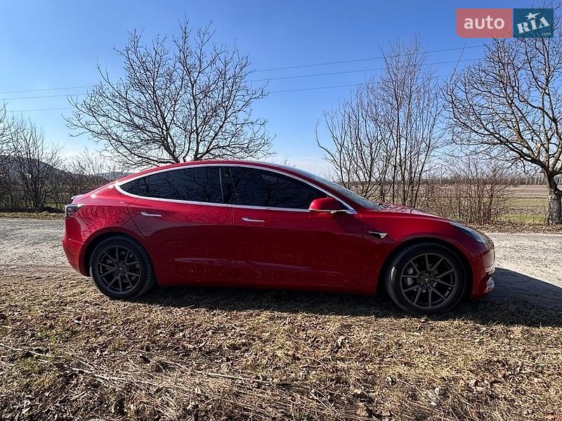 Tesla Model 3 2018
