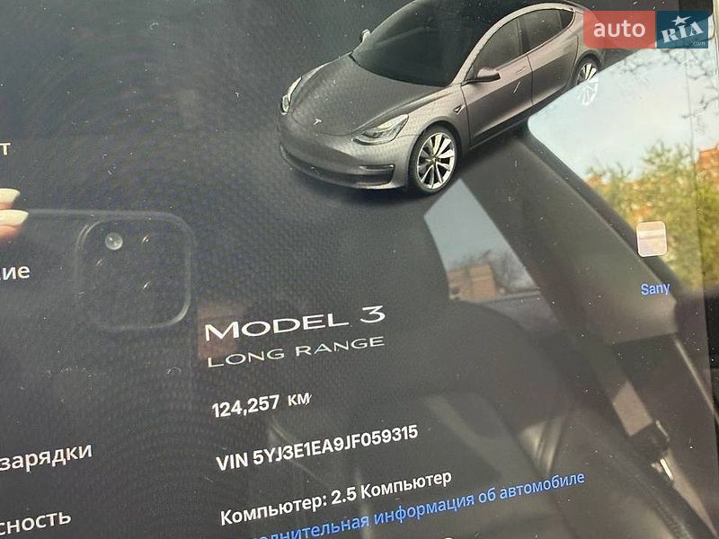 Седан Tesla Model 3 2018 в Одесі
