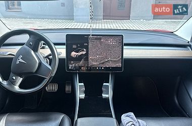 Седан Tesla Model 3 2018 в Ивано-Франковске