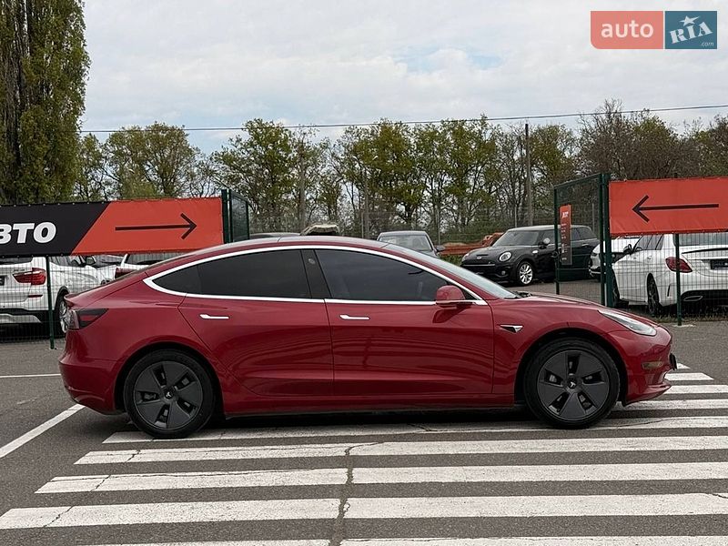 Седан Tesla Model 3 2018 в Одессе