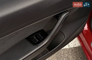 Седан Tesla Model 3 2018 в Одессе