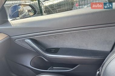 Седан Tesla Model 3 2020 в Киеве