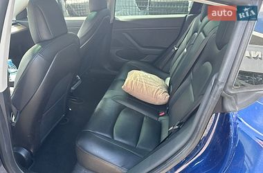 Седан Tesla Model 3 2020 в Киеве