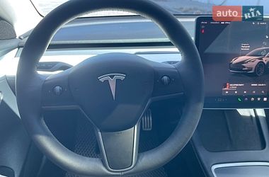 Седан Tesla Model 3 2023 в Луцке