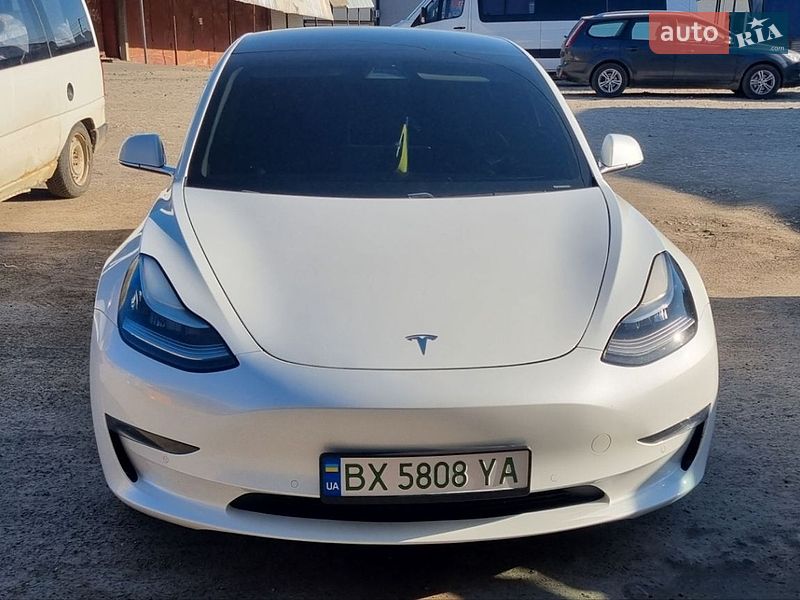 Седан Tesla Model 3 2019 в Хмельницькому