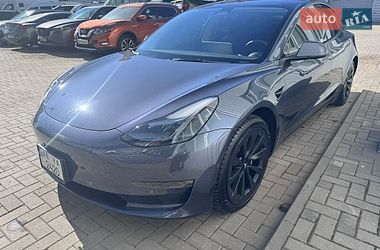 Седан Tesla Model 3 2022 в Виннице