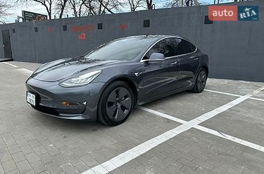 Седан Tesla Model 3 2019 в Одесі