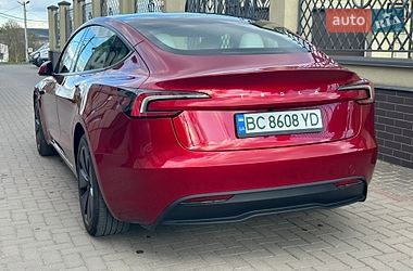 Седан Tesla Model 3 2024 в Львове