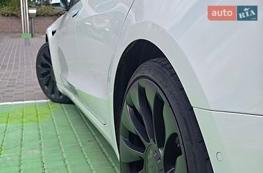 Седан Tesla Model 3 2022 в Києві