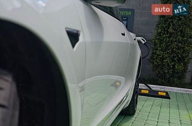 Седан Tesla Model 3 2022 в Києві