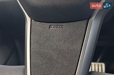 Седан Tesla Model 3 2022 в Києві
