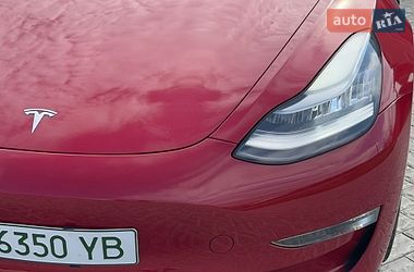 Седан Tesla Model 3 2018 в Одесі