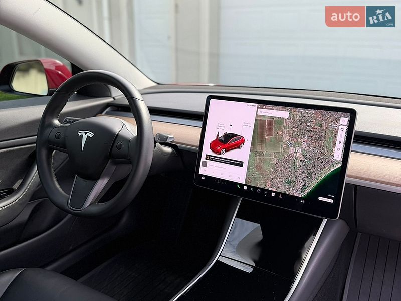 Седан Tesla Model 3 2018 в Одесі