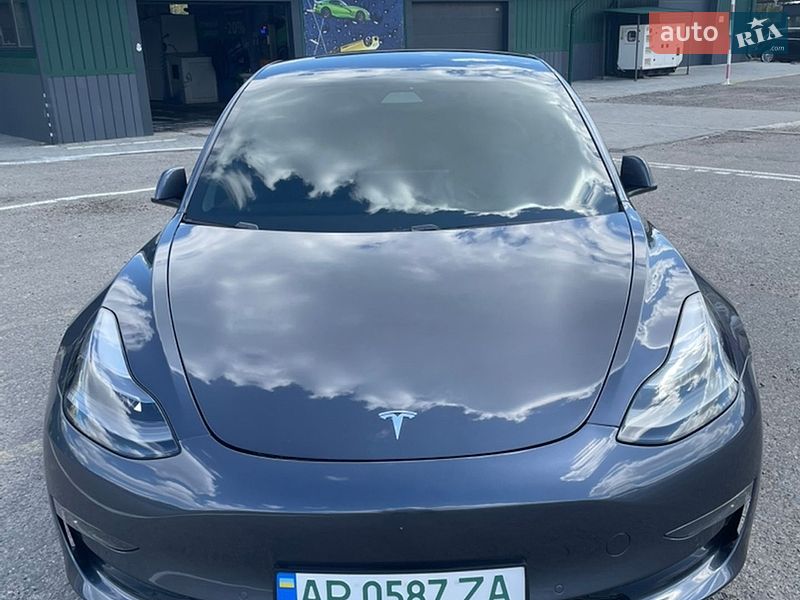 Седан Tesla Model 3 2021 в Запорожье