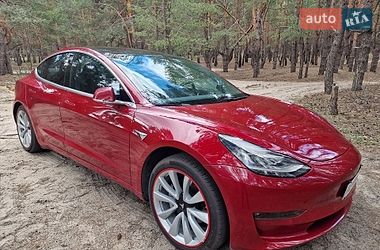 Седан Tesla Model 3 2018 в Днепре