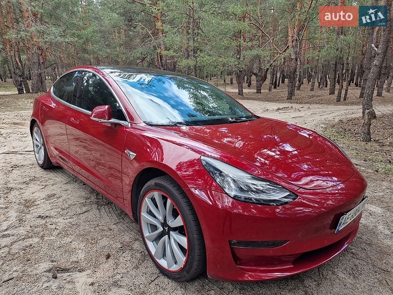 Седан Tesla Model 3 2018 в Днепре