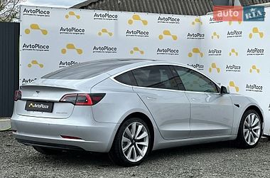 Седан Tesla Model 3 2018 в Луцке