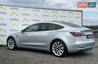 Седан Tesla Model 3 2018 в Луцке