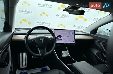 Седан Tesla Model 3 2018 в Луцке