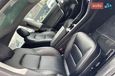 Седан Tesla Model 3 2018 в Луцке