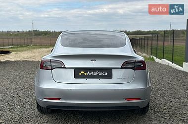 Седан Tesla Model 3 2018 в Луцке
