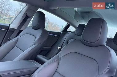 Седан Tesla Model 3 2024 в Днепре