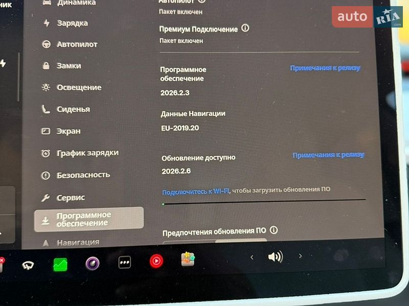 Седан Tesla Model 3 2023 в Києві