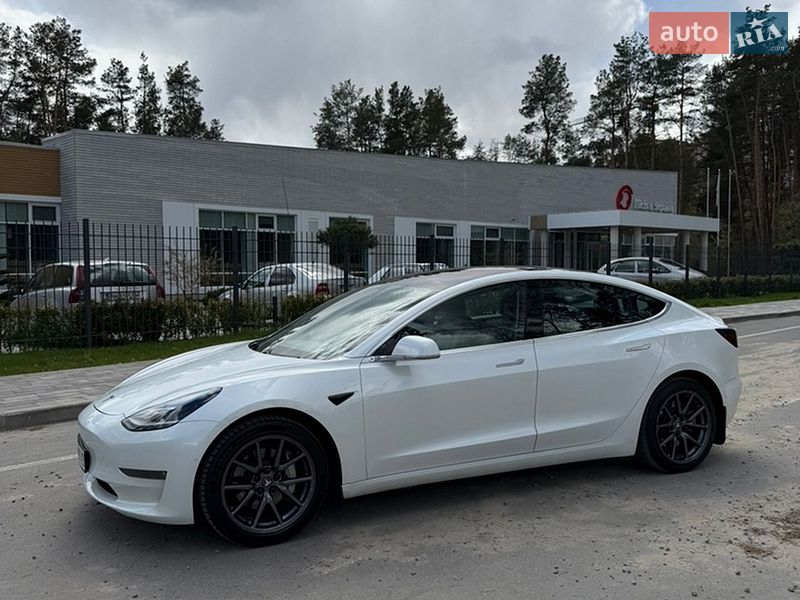 Седан Tesla Model 3 2019 в Житомирі фото 12 Седан Tesla Model 3 2019 в Житомирі