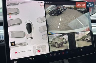 Седан Tesla Model 3 2021 в Черновцах