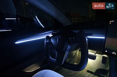Седан Tesla Model 3 2022 в Києві