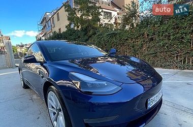 Седан Tesla Model 3 2021 в Одессе