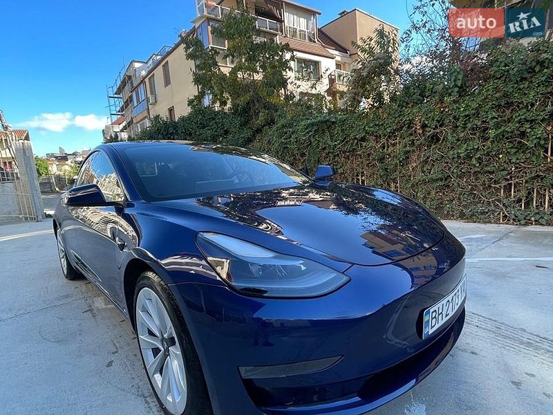 Tesla Model 3 2021