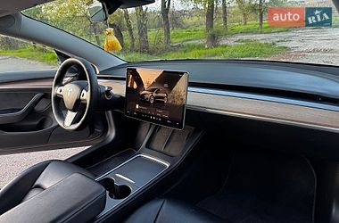 Седан Tesla Model 3 2022 в Кривом Роге