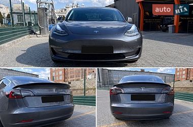 Седан Tesla Model 3 2019 в Кропивницькому